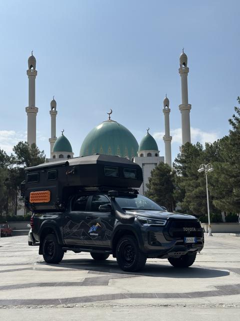 Gökdepe, Turkmenistan — Stop at the Gökdepe mosque